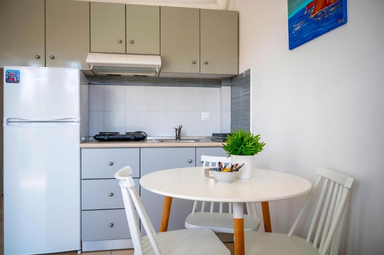 Alexandris Apartments 波利克罗诺 外观 照片